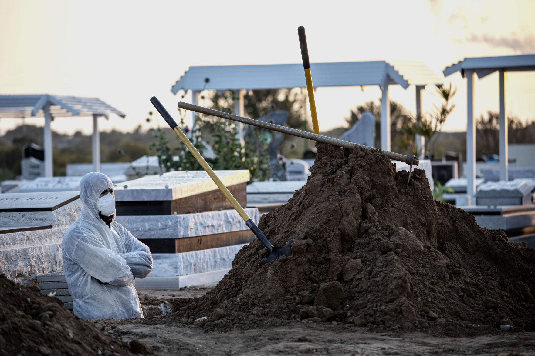 APTOPIX Virus Outbreak Mideast Israel